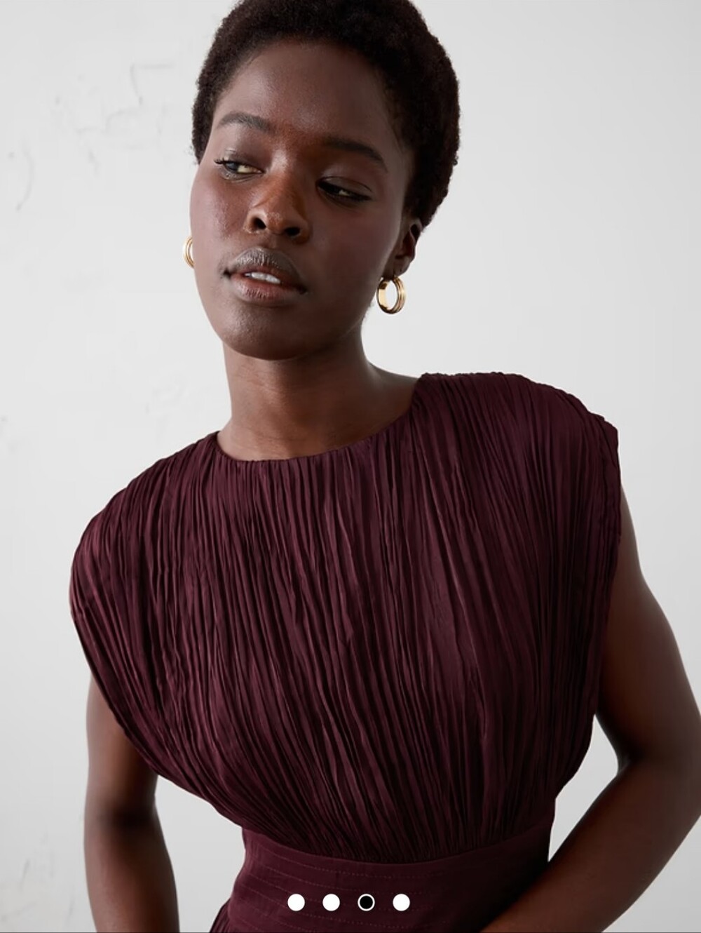 Banana Republic Elegant Sleeveless Pleated Midi Dress in Deep Plum - Picture 7 of 13